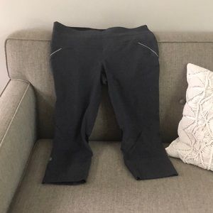 Althleta cropped leggings - like new!